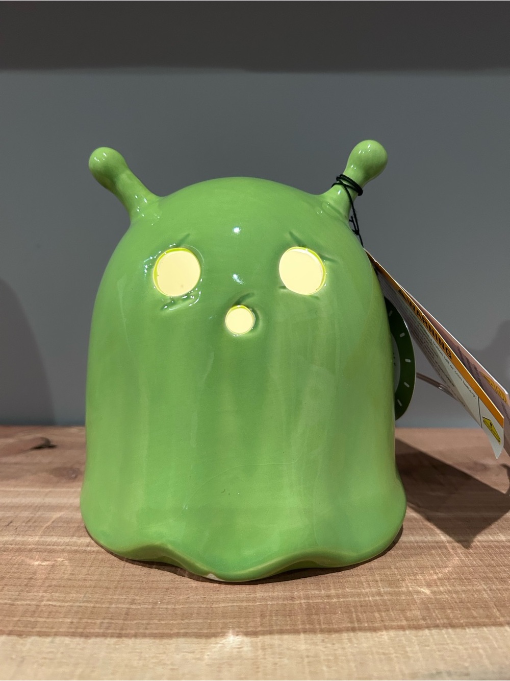 NWT Lighted Ceramic Alien Tabletop Decor